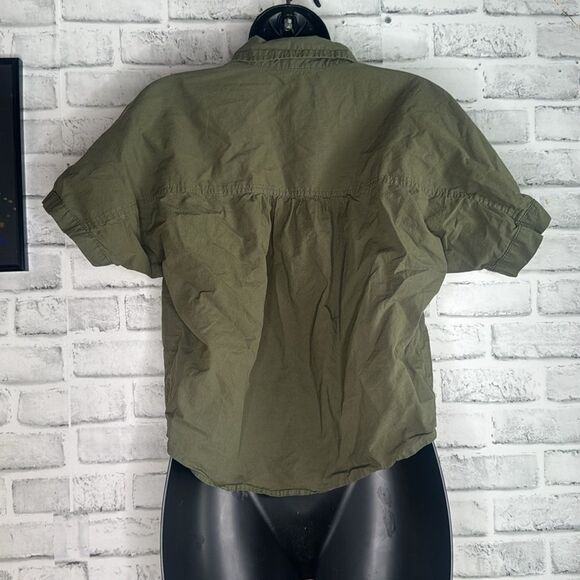 Universal Thread Olive Green Women's Top Size Small - Picture 3 of 4
